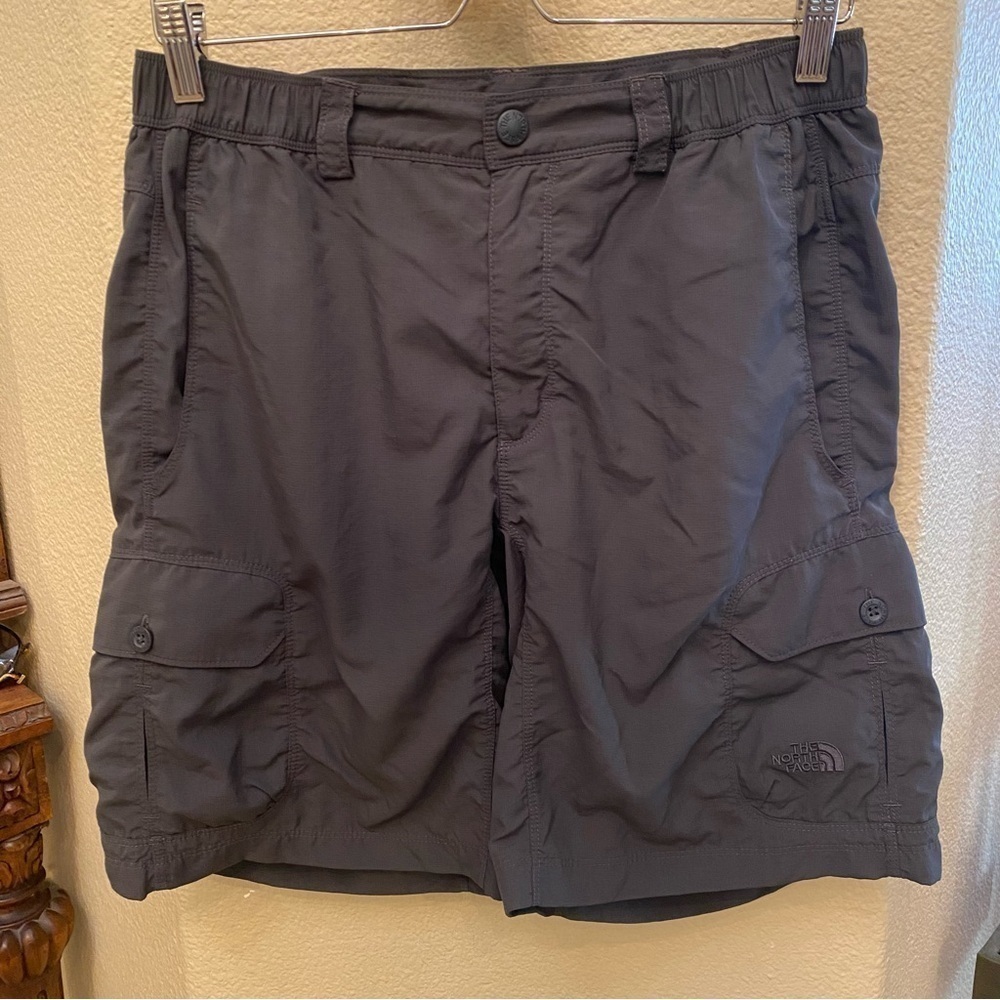 THE NORTH FACE Men Dark Gray Cargo Athletic Hiking Outdoor Shorts Size Small